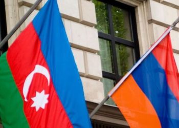 Cuộc tấn công của Azerbaijan ở Nagorno-karabakh: Cái bẫy hay lợi ích cho quân đội Nga?