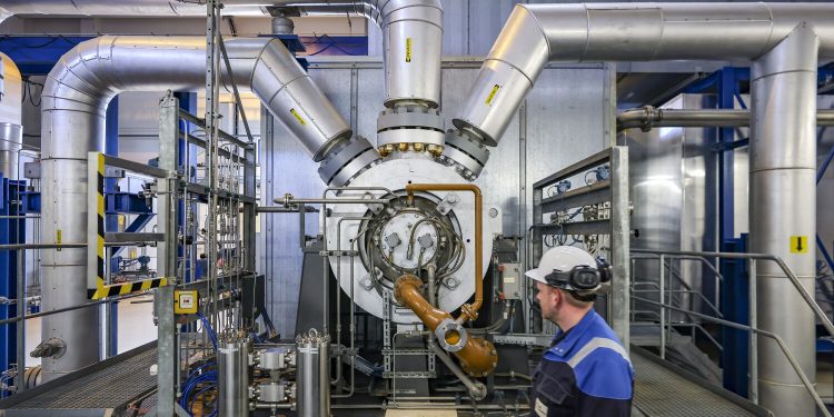 Châu Âu đối mặt với những thách thức lịch sử 1 Châu Âu đối mặt với những thách thức lịch sử