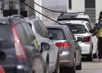 Châu Âu thực hiện các biện pháp trừng phạt Nga – “gậy ông đập lưng ông”