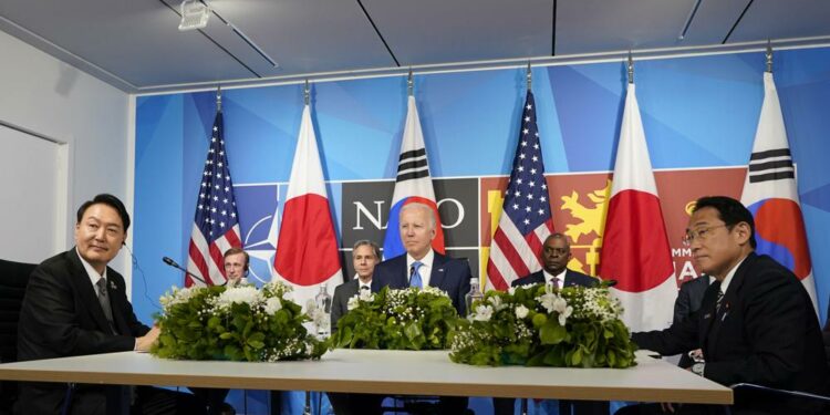 Tham vọng xoay trục sang châu Á – Thái Bình Dương của NATO liệu có khả thi?