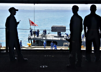 Thách thức đối với Nhật Bản trong việc thay đổi chiến lược quốc phòng, an ninh