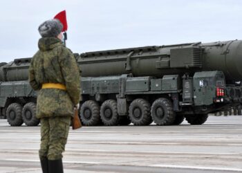 Nga ngừng tham gia Hiệp ước cắt giảm vũ khí tấn công chiến lược START-3 nghĩa là gì?