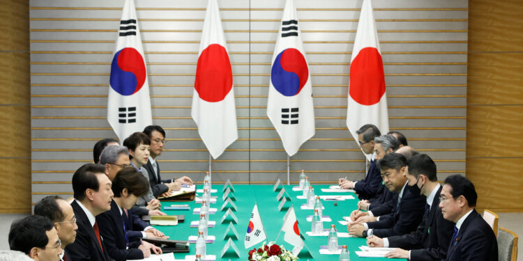 Triển vọng hợp tác quân sự – chính trị giữa Hàn Quốc và Nhật Bản thời gian tới