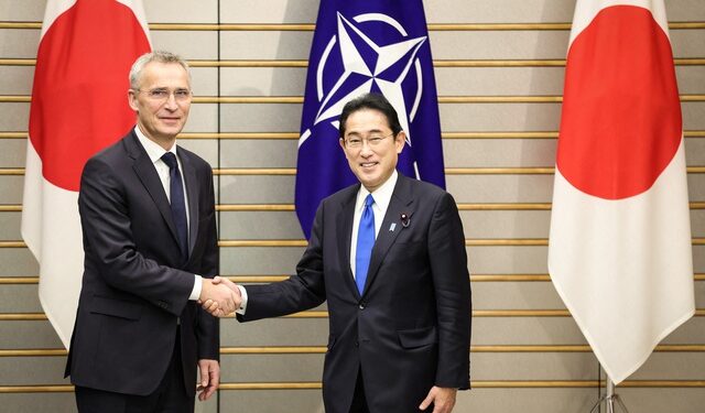 Quan hệ Nhật Bản - NATO trong bối cảnh hiện nay và những vấn đề đặt ra đối với Việt Nam 1 Quan hệ Nhật Bản – NATO trong bối cảnh hiện nay và những vấn đề đặt ra đối với Việt Nam