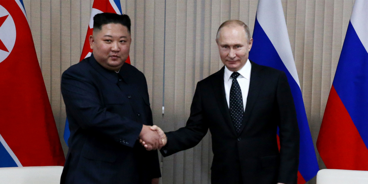 Quan hệ Nga-Trung-Triều phát triển nhanh chóng và hệ lụy đối với chiến lược của phương Tây 1 Quan hệ Nga-Trung-Triều phát triển nhanh chóng và hệ lụy đối với chiến lược của phương Tây