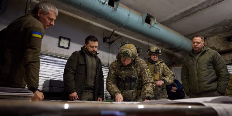 Ukraine liệu có thể cầm cự được trong năm 2024?