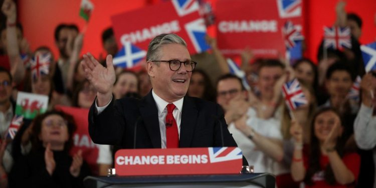 Anh: Nhìn lại ưu và nhược điểm từ chiến thắng ngoại lệ của Công đảng 1 Anh: Nhìn lại ưu và nhược điểm từ chiến thắng ngoại lệ của Công đảng