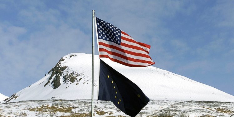 Chiến lược Bắc cực của Mỹ trong cuộc đua lớn với Nga và Trung Quốc 1 Chiến lược Bắc cực của Mỹ trong cuộc đua lớn với Nga và Trung Quốc