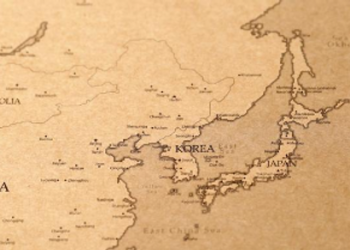 Hợp tác và cạnh tranh tại khu vực Đông Á nhìn từ hai tam giác quan hệ Mỹ – Nhật – Hàn và Trung – Nhật – Hàn