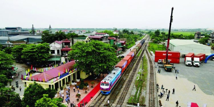 Thách thức và cơ hội của tuyến đường sắt Việt – Trung: Góc nhìn từ học giả Trung Quốc