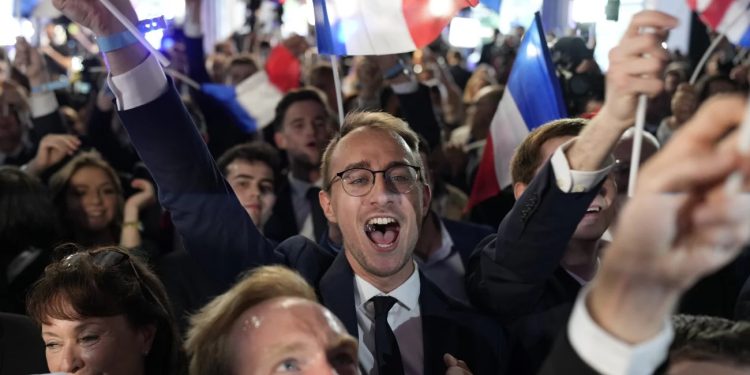 Xu hướng phát triển của các lực lượng cực hữu của châu Âu trong những năm gần đây và những vấn đề đặt ra đối với Việt Nam