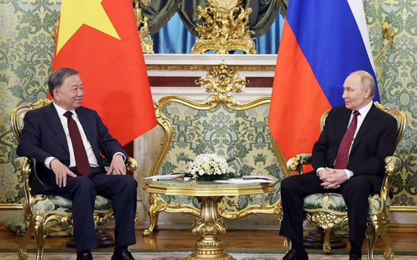 Dấu ấn Ngoại giao Việt Nam năm 2025 và dự báo năm 2026